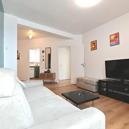 3 Pieces Pres De Paris - Metro 4 Apartman